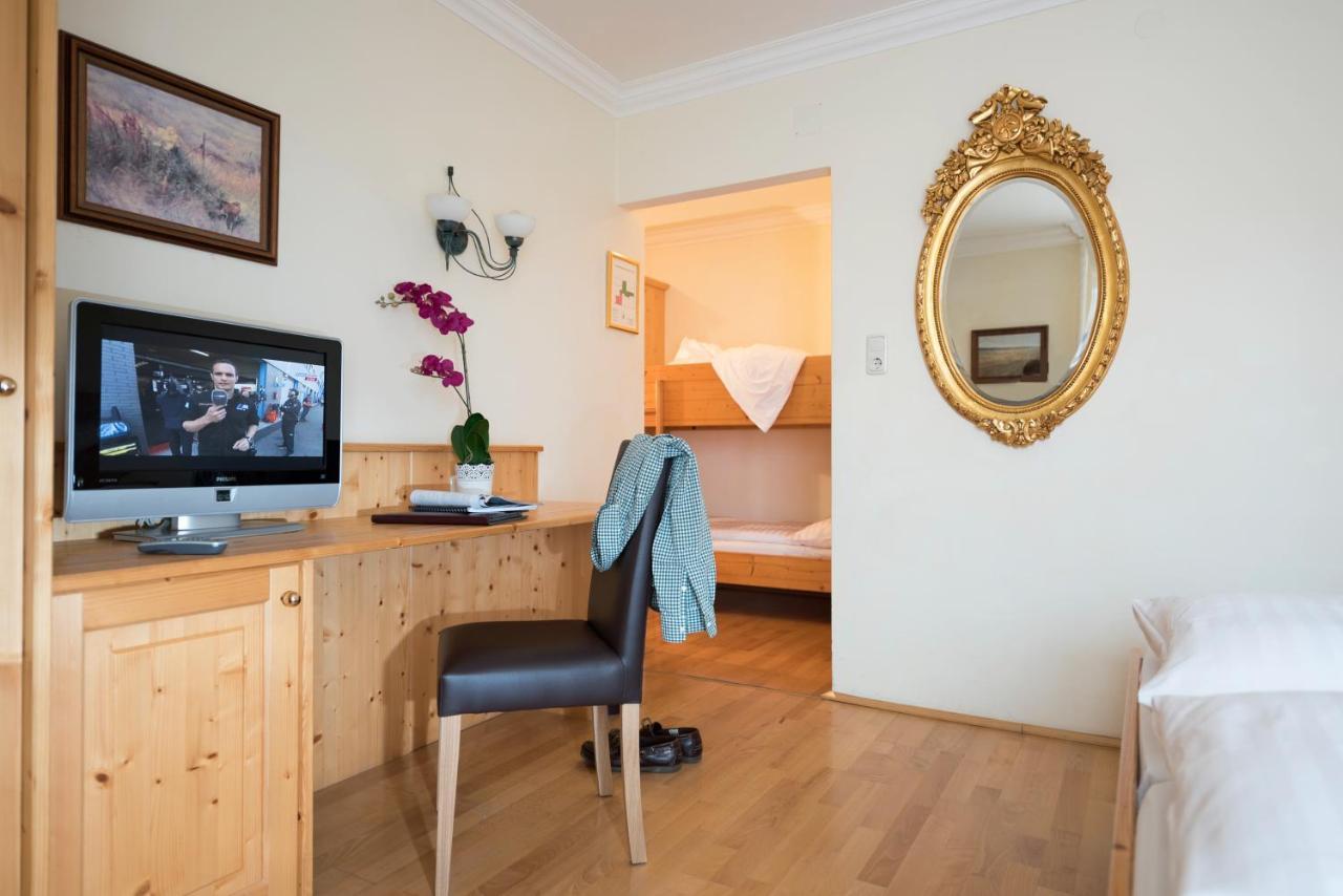 Hotel & Restaurant Ragginger Attersee Nussdorf am Attersee Bagian luar foto